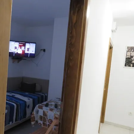 Budget Macan Apartment