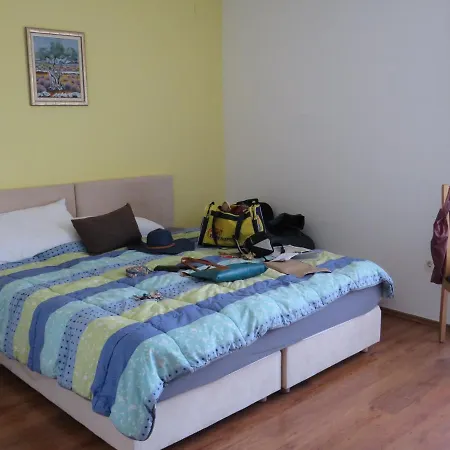 Budget Macan Apartment *